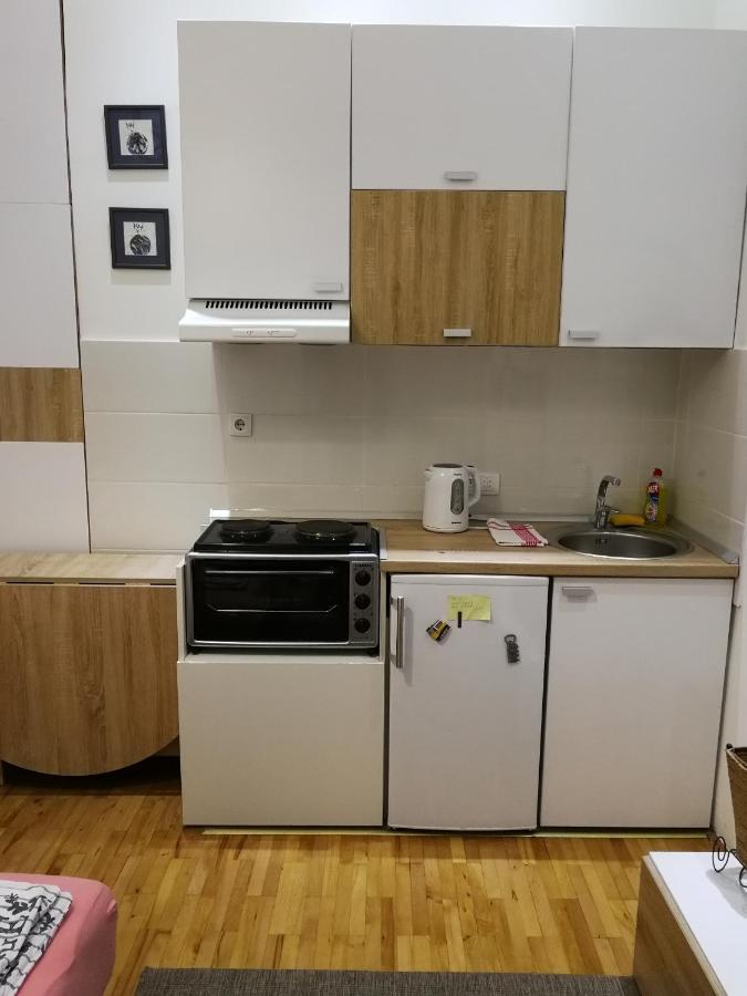 Imperia Apartments Belgrad Zimmer foto